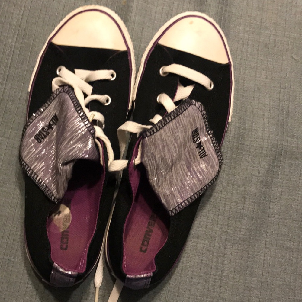 Converse purple and black size 4 us